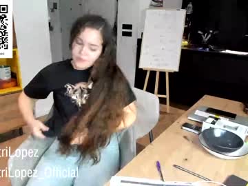girl
        crazypaty cam image #750338
