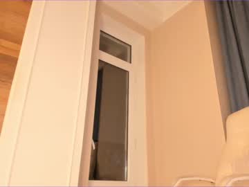 girl
        sury_01 cam image #207900