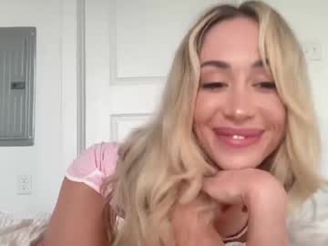 girl
        margotnotrobbie cam image #3086996
