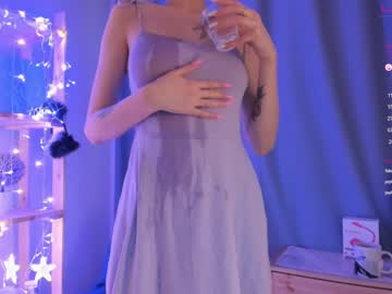 girl
        shirleywatson cam image #510164