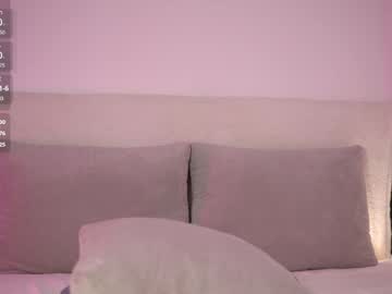 girl
        honeyyykate cam image #3430304