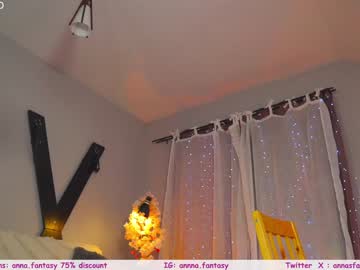 girl
        the_pussy_boulevard cam image #1972410