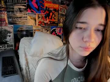girl
        flirtykitty_ cam image #4365854