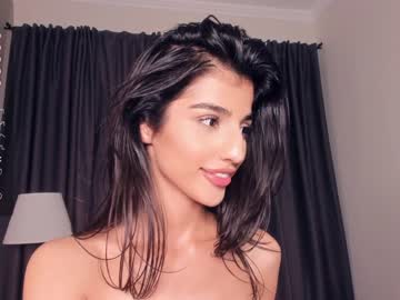 girl
        suzannedavise cam image #2051478