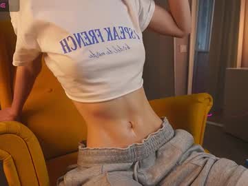 girl
        sunnivaharder cam image #4440033