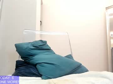 girl
        hotfallingdevil cam image #1925615
