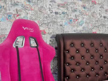 girl
        angelina_new cam image #861952