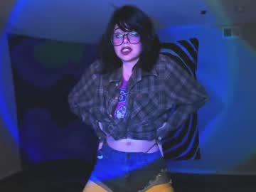 girl
        salemhex cam image #1234388