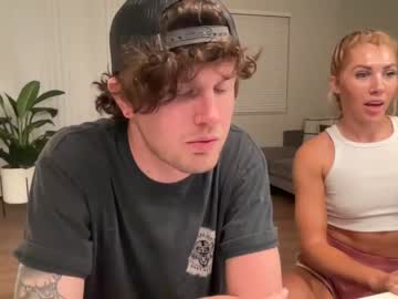 couple
        yourtrophyboy cam image #1048620