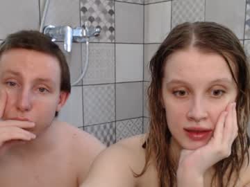 couple
        lian004 cam image #2750349