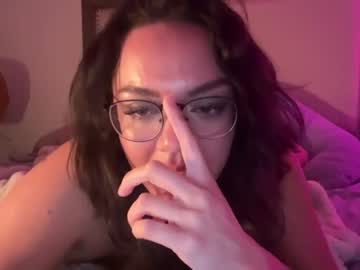 girl
        mangolollipop cam image #2297281