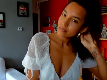 girl
        alice_bane cam image #1270584