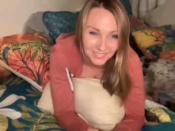 girl
        kaileeshy cam image #182146