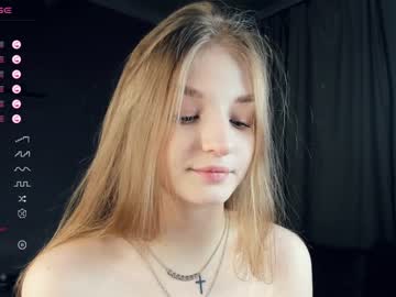 girl
        _magic_smile_ cam image #2578748