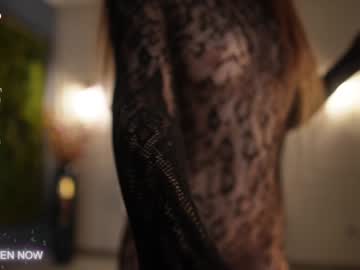 girl
        angel_luisa cam image #4544169
