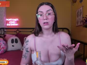 girl
        daydreamur_gurl cam image #909839