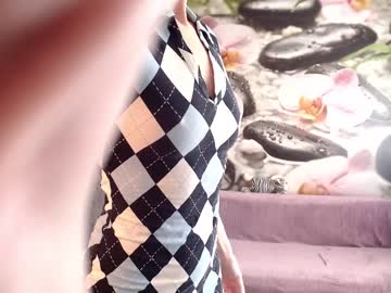 girl
        jennycutey cam image #561289