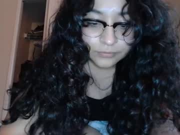 couple
        elliewilliamsgf cam image #2337500