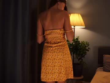 girl
        tessarosse_ cam image #1974256