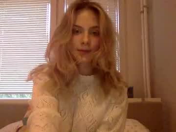 girl Webcam Girls Sex Thressome And Foursome with heli_ber