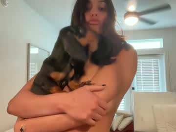 girl
        camiliakxoxo cam image #3941841