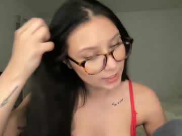 girl
        audreybellexo cam image #4648737