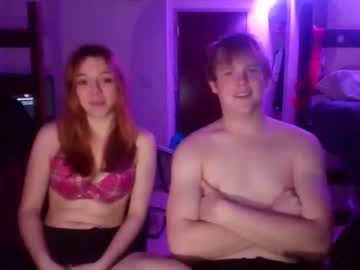 couple
        lilred_69 cam image #1886070