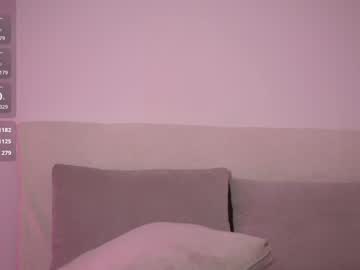 girl
        honeyyykate cam image #3550371