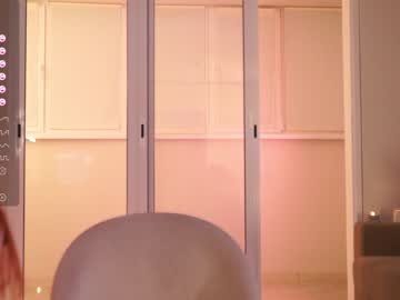 girl
        oki_dokie cam image #2218909