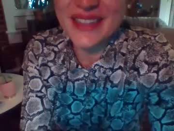 girl
        cukqueen436282 cam image #1518845