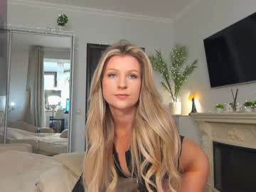 girl
        oh_julie cam image #4103593