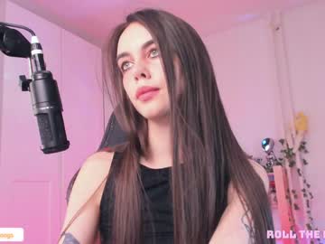 girl
        lastdawn cam image #614621