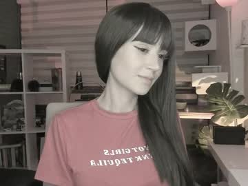 girl
        lonelly_lolly98 cam image #4496826