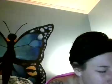 girl
        gapeach119 cam image #4016732