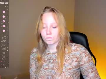 girl
        kiraz_erchel cam image #1994541