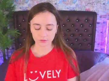 girl
        angelina_new cam image #2685603