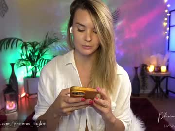 girl
        phoenix_taylor cam image #2058236