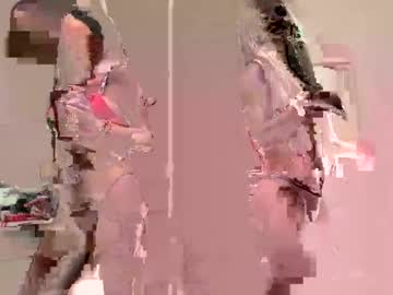 girl
        beccasaturn cam image #3054581