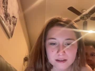 couple
        daddys_princesss cam image #982586