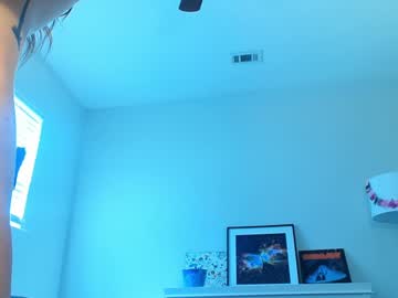 girl
        khloeexoxo cam image #4297817