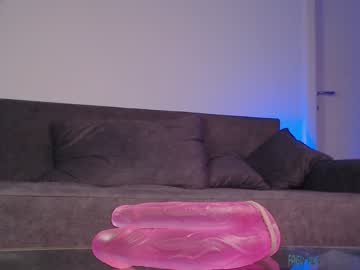 girl
        candy_kush1 cam image #1267486