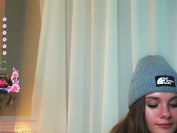 girl
        lorettadunnell cam image #3923843
