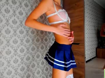 girl
        amandamedrano cam image #136442