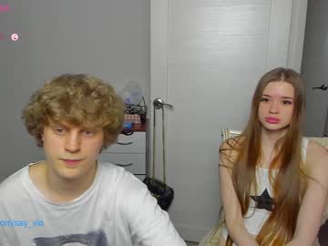 couple
        holybabe342 cam image #1966644