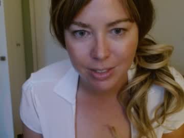 girl
        samara_storm cam image #2187559