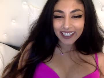 girl
        brownmeow cam image #191698