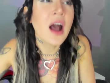girl
        lonelly_lolly98 cam image #891208