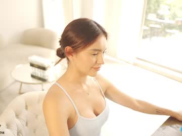 girl
        honeyco57 cam image #4167873