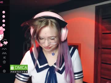 girl
        lina2d_tyan cam image #2310413