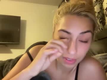 girl
        avamonroexo cam image #1437343